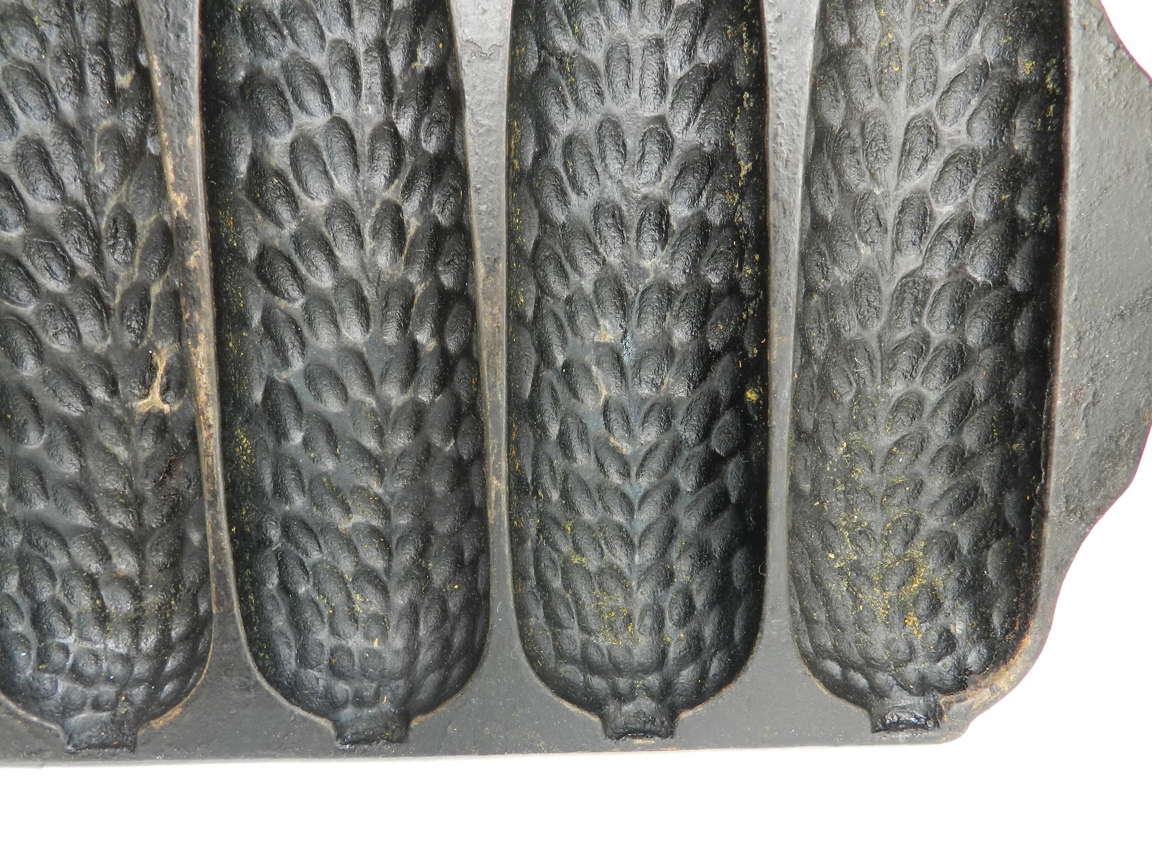 Vintage Griswold Cast Iron No. 272 Crispy Corn WHEAT Stick Pan 629  (O57J) - Thumbnail 5