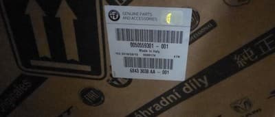 Brand New In Box Alfa Romeo Headlight Assembly 68504237AA / 68433038AA Genuine - Thumbnail 2