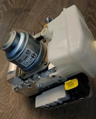 17-19 ALFA ROMEO GIULIA ABS Anti-Lock Brake Pump Module Unit 10.0964-2828.3 OEM - Thumbnail 2