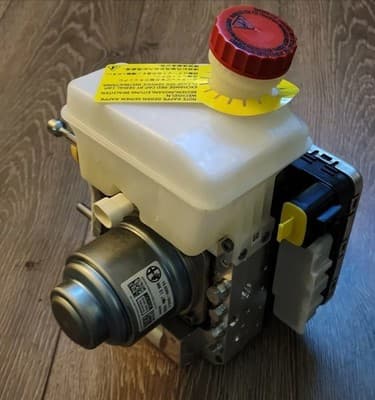 17-19 ALFA ROMEO GIULIA ABS Anti-Lock Brake Pump Module Unit 10.0964-2828.3 OEM - Thumbnail 5