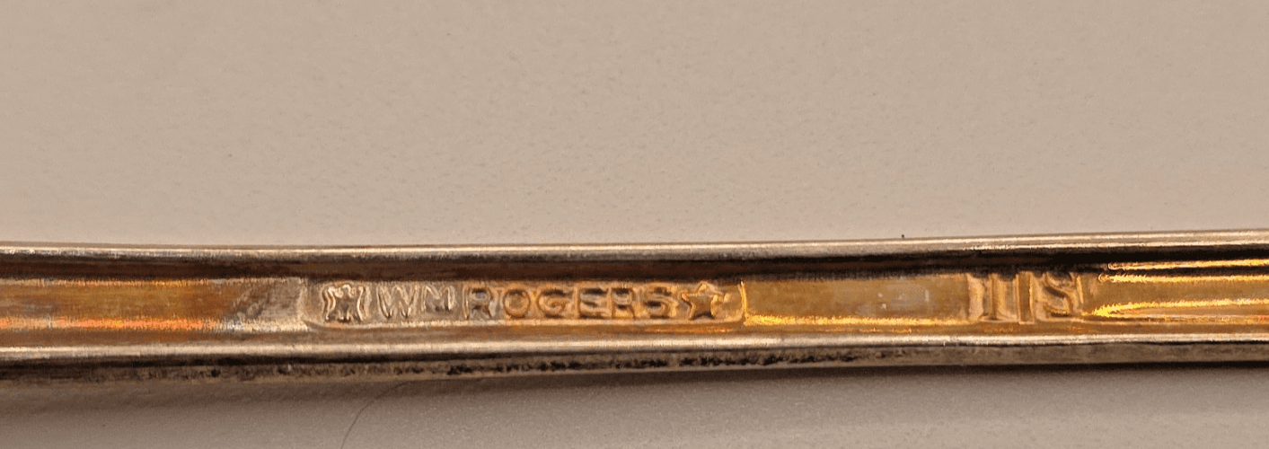 Vintage WM Rogers Silver-Plated Teaspoons - Set of 4 - Thumbnail 2