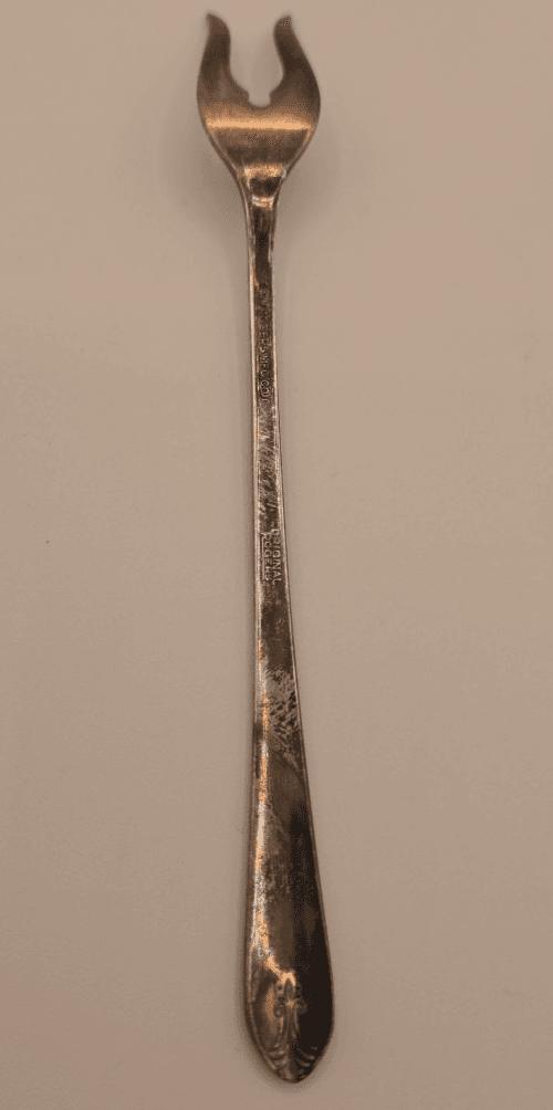 Vintage WM Rogers IS Lady Fair Design Cocktail Pickle Olive Fork - 6" - Thumbnail 3