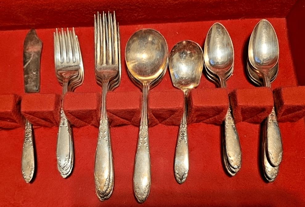 National Silver Co Silverware Flatware Silverplated 6 PLC 36 PCS with Chest - Thumbnail 2