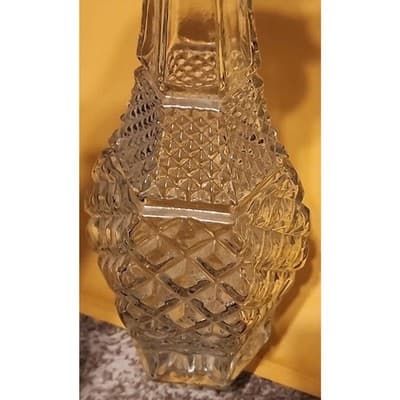 Anchor Hocking Wexford Decanter with Stopper and 2 Claret Wine Glasses Set - Thumbnail 2