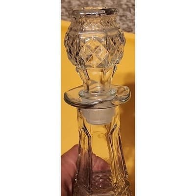 Anchor Hocking Wexford Decanter with Stopper and 2 Claret Wine Glasses Set - Thumbnail 3