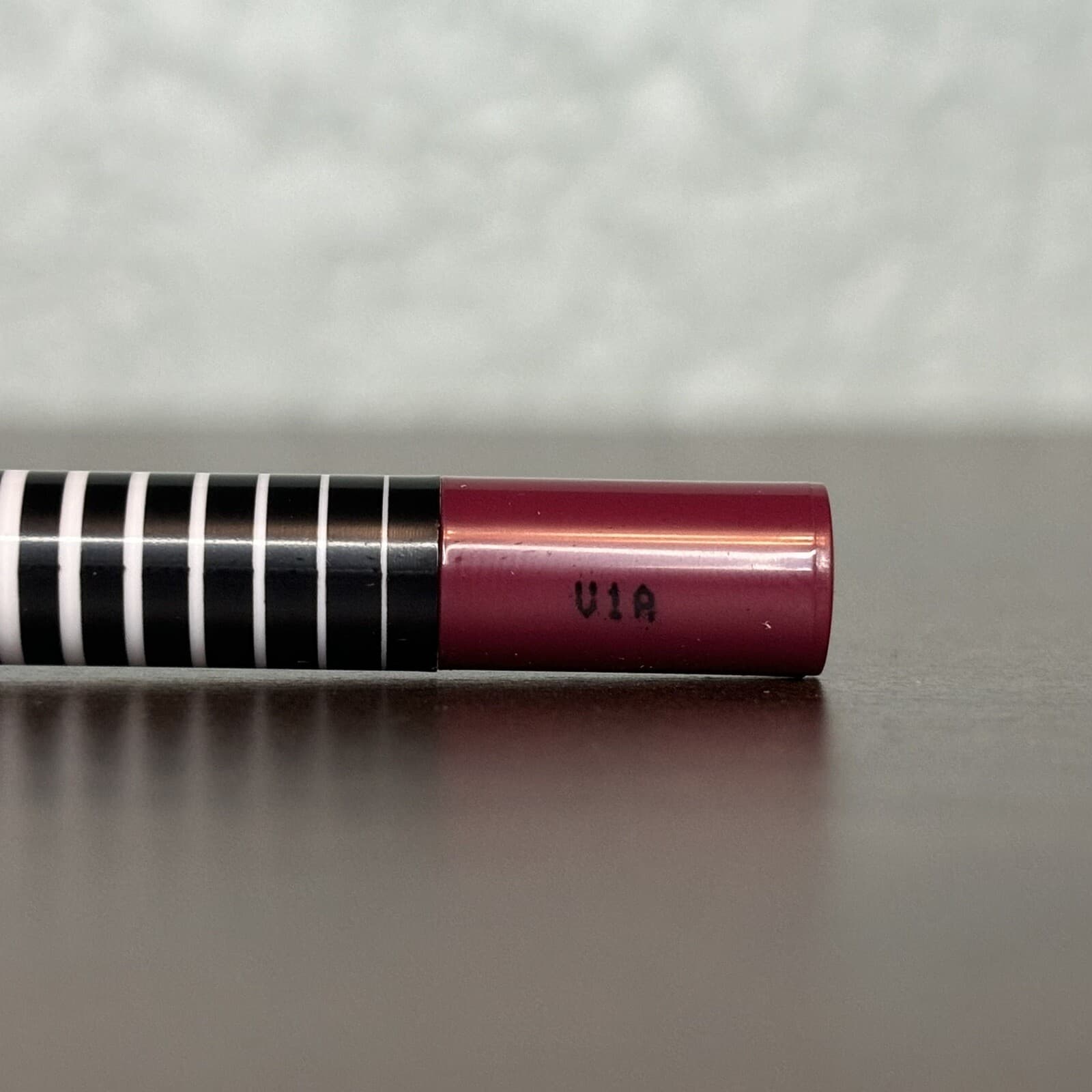 DIBS Beauty No Pressure Lip Liner in Burgundy - Thumbnail 3