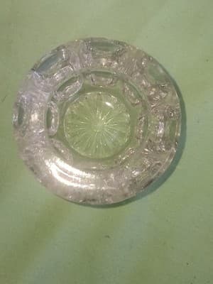 A Curated 19-piece Collection Of American Antique Glass - Thumbnail 10
