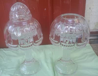 A Curated 19-piece Collection Of American Antique Glass - Thumbnail 21