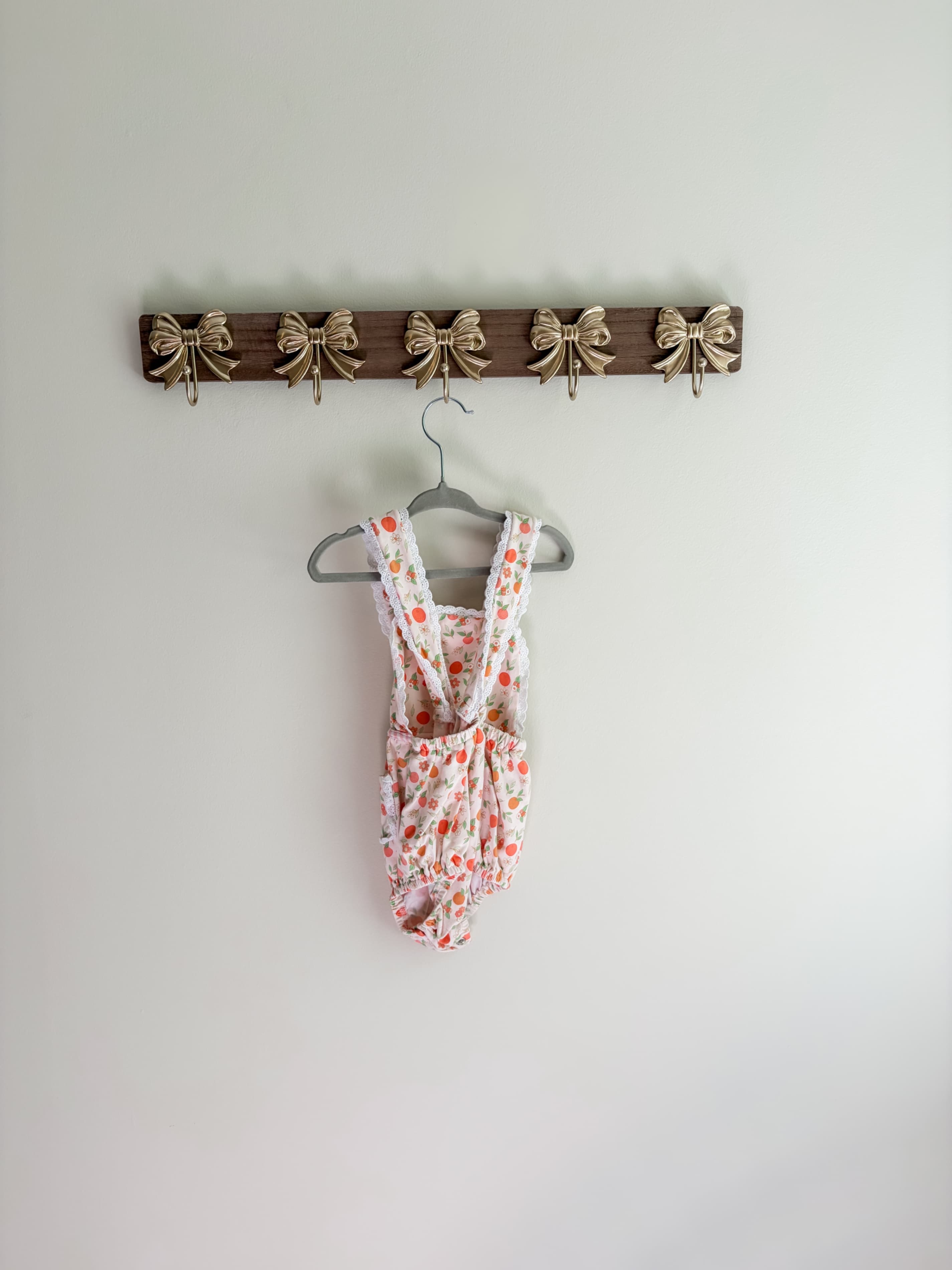 Shrimp and Grits kids girls size xxs (12-18 months) baby Romper with lace straps - Thumbnail 2