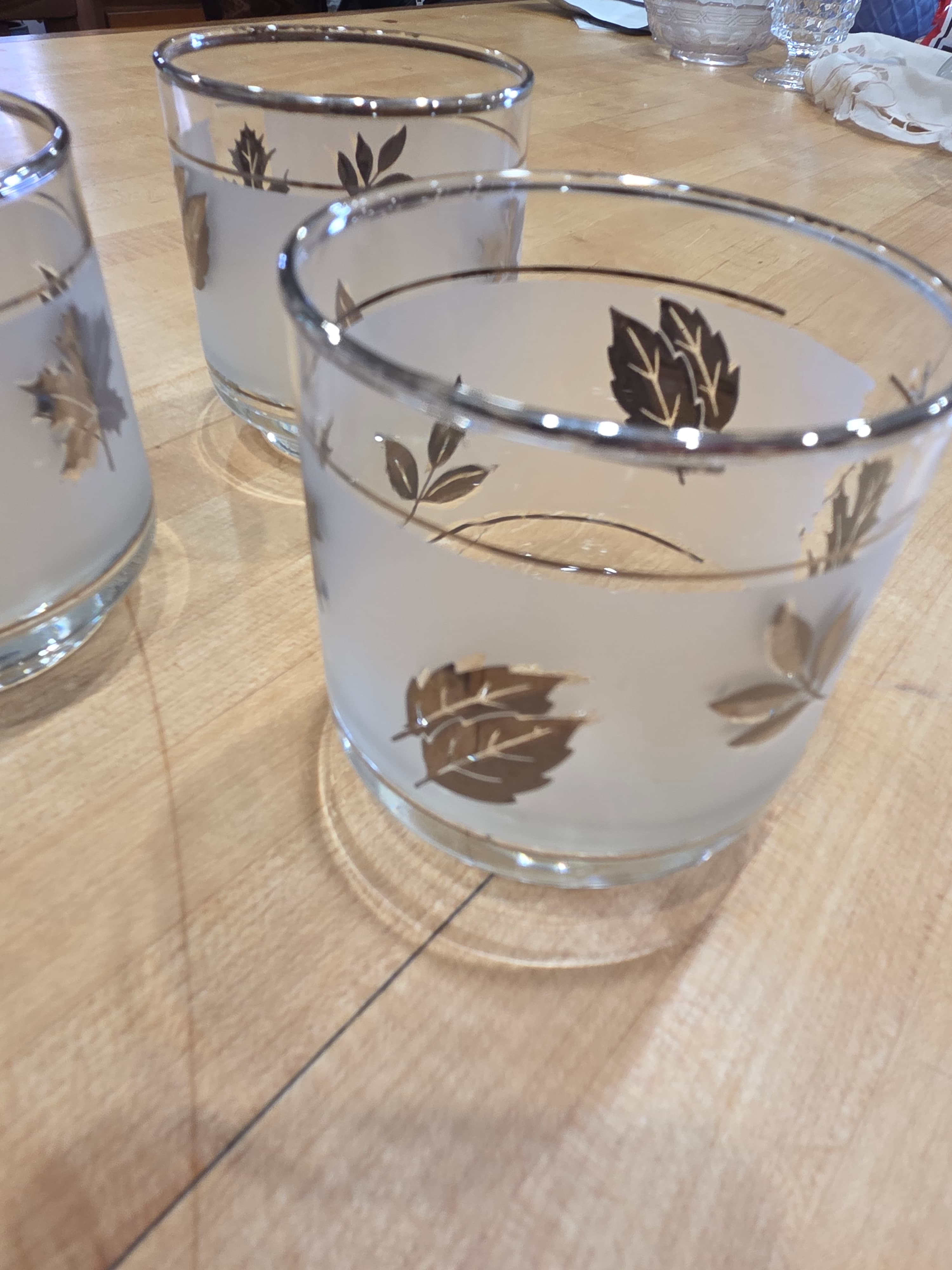 Vintage Libbey Golden Foliage Frosted Rocks Glasses Set of 3 - Thumbnail 3