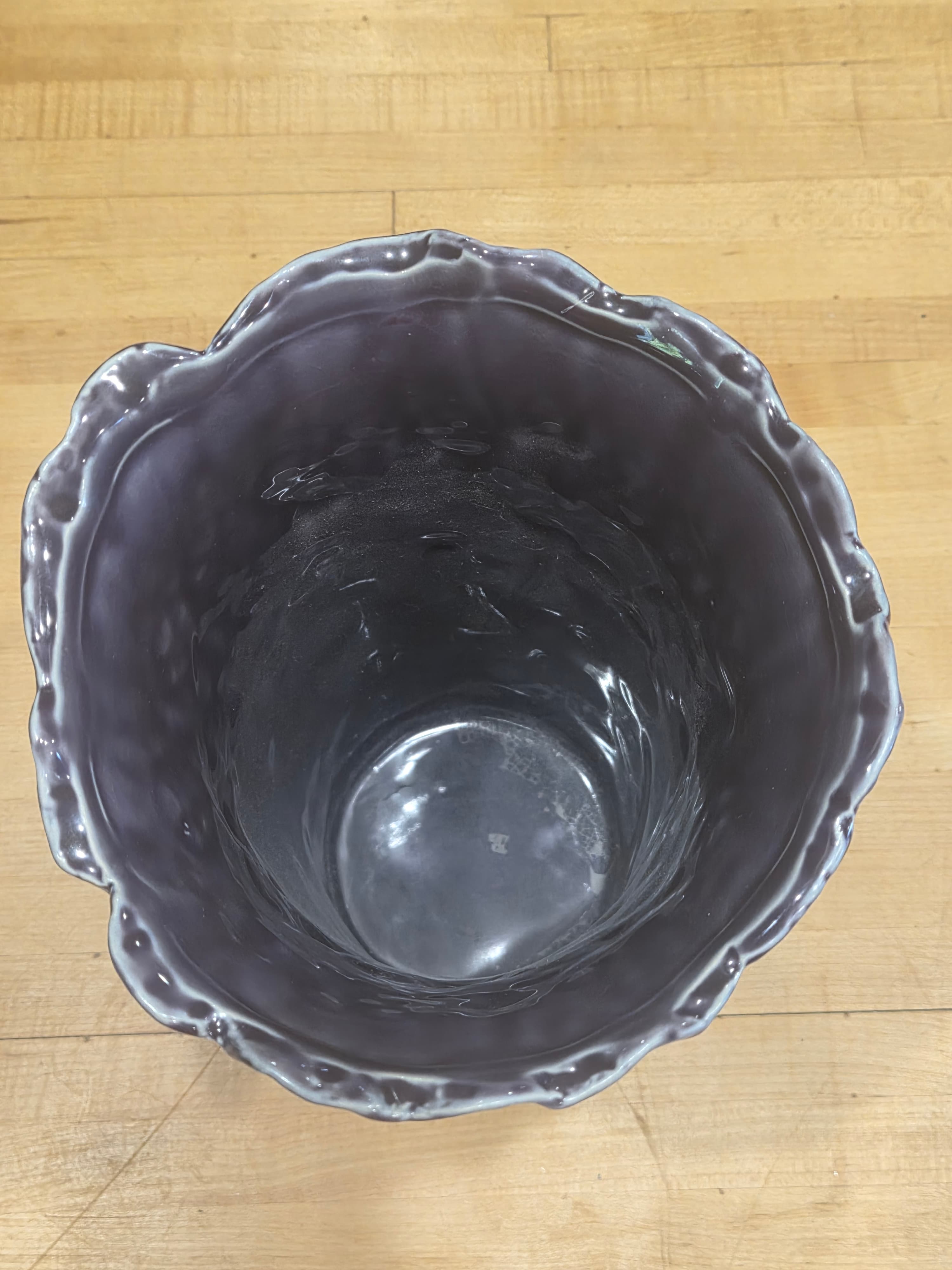 Vintage Purple Glazed Ceramic Ruffled Flower Relief Vase - Thumbnail 2