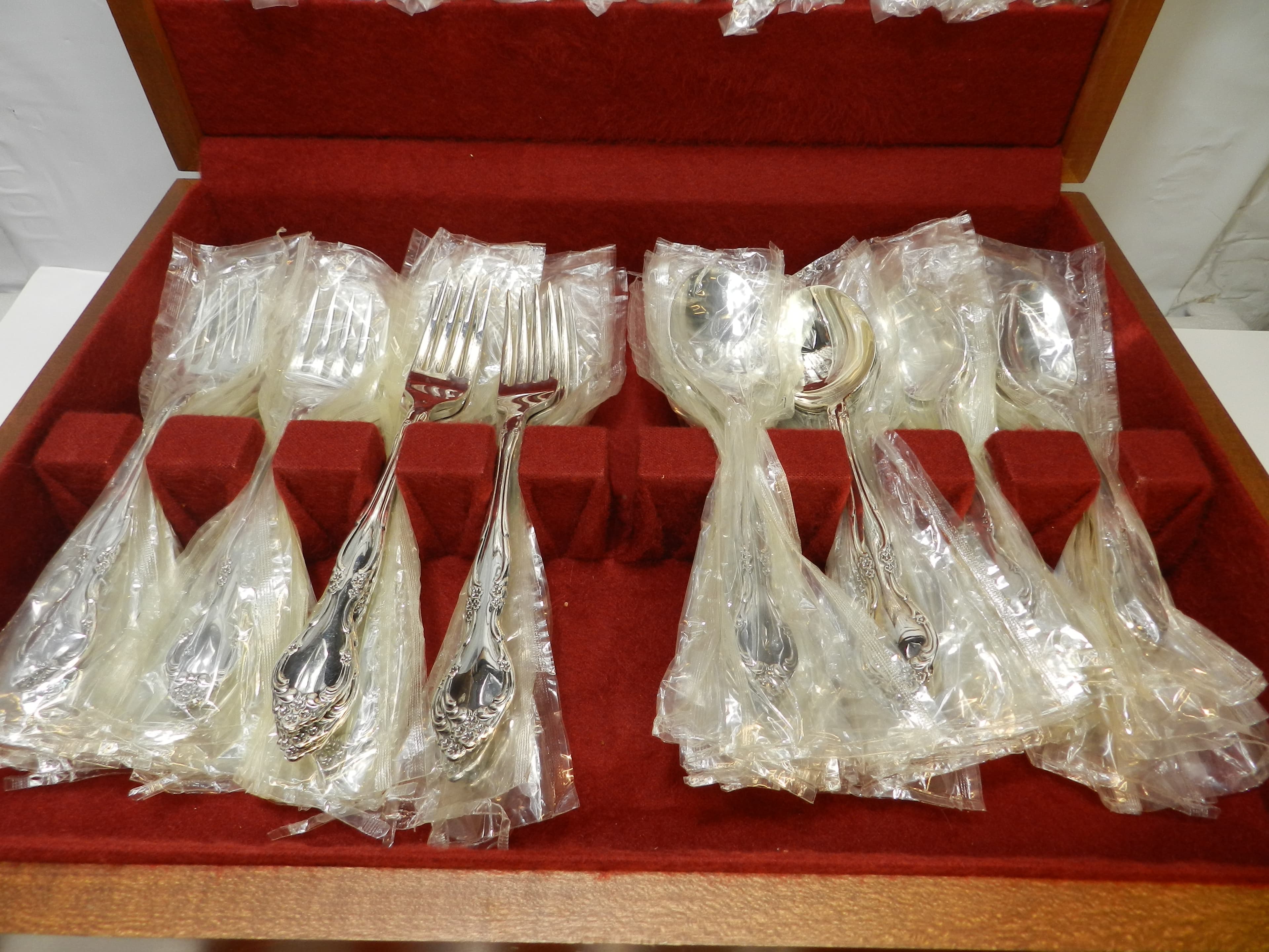 67 PC Oneida Community Affections Silver Flatware Set Serve 12 w/ Wood Case O61J - Thumbnail 7