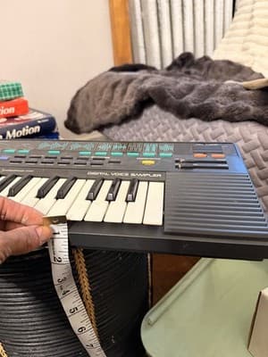 Vintage Yamaha VSS-30 80's Portasound Digital Sampler Portable Keyboard TESTED - Thumbnail 4