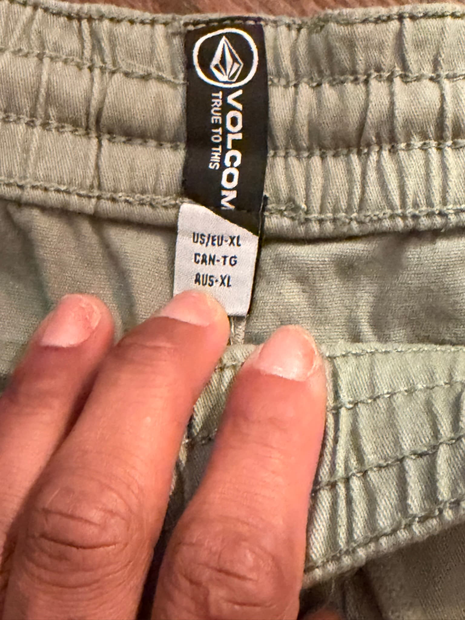 Volcom Men's Khaki Shorts XL - Thumbnail 2