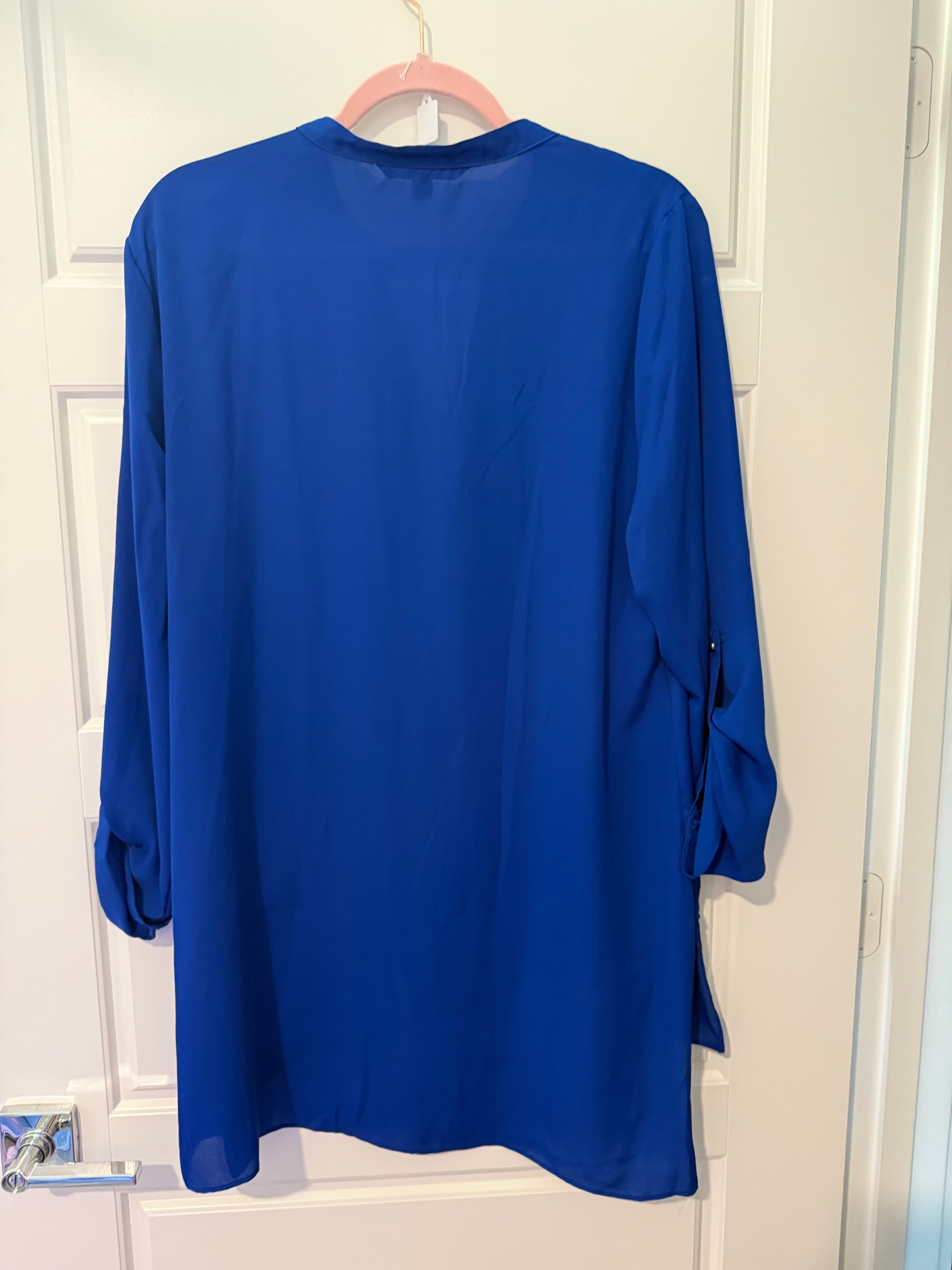 Zac & Rachel Blue Tunic Top with Embellished Neckline Size L - Thumbnail 3