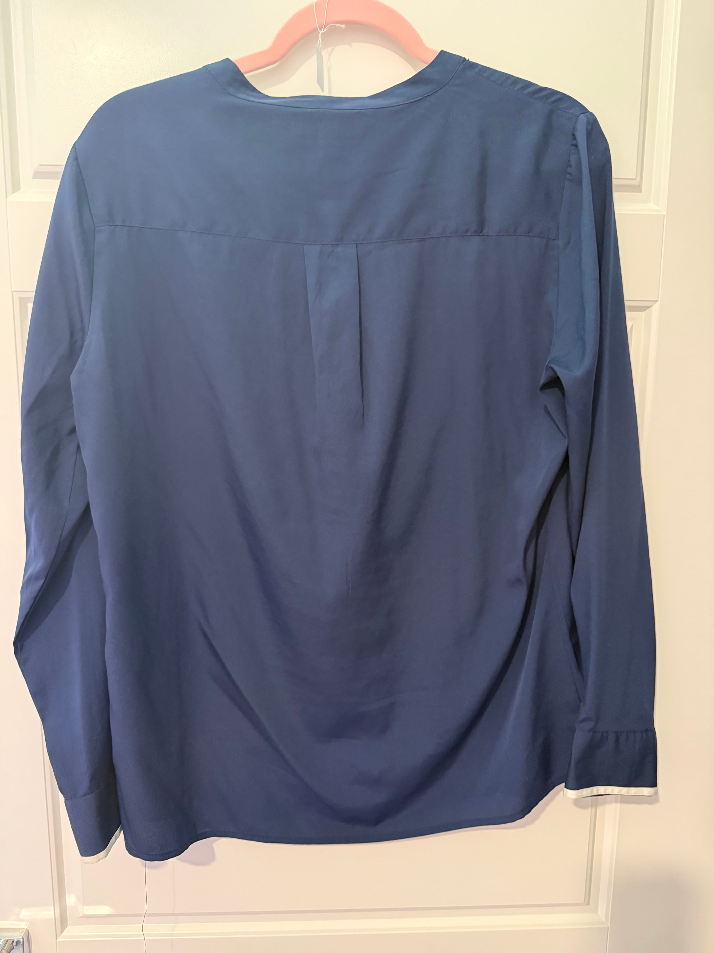 Banana Republic Blue Long Sleeve Blouse Size M - Thumbnail 3