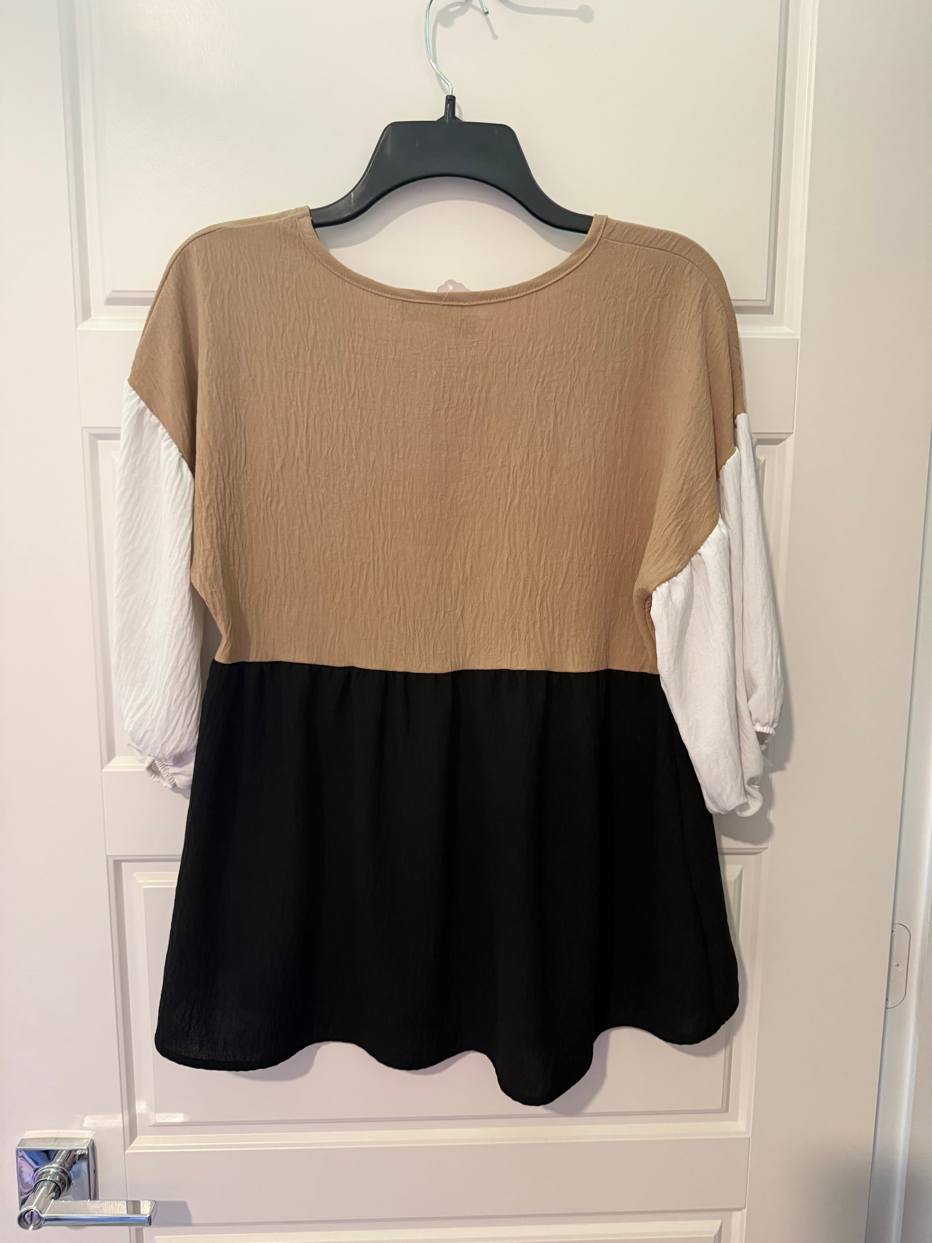 Adara Colorblock Top with 3/4 Sleeves - Thumbnail 2