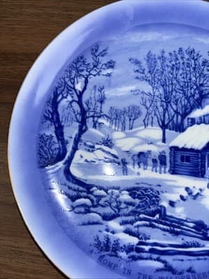 Currier & Ives Collector's Plate " Home in the Wilderness" 8" Wide Blue Flow - Thumbnail 5