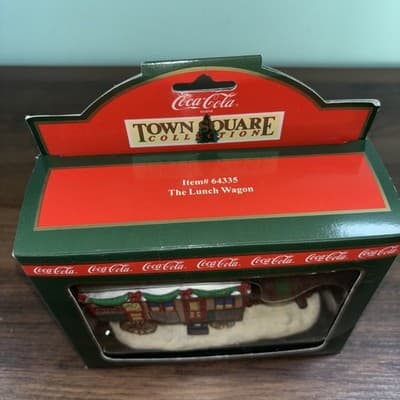VINTAGE COCA-COLA FIGURINE "THE LUNCH BOX" TOWN SQUARE COLLECTION #64335 # - Thumbnail 3
