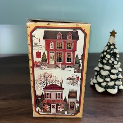 Vintage 1982 McConnell's Corners Town Christmas Tree Figurine by AVON in Box - Thumbnail 12