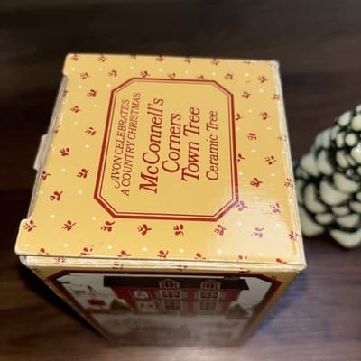 Vintage 1982 McConnell's Corners Town Christmas Tree Figurine by AVON in Box - Thumbnail 13