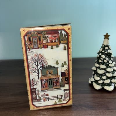 Vintage 1982 McConnell's Corners Town Christmas Tree Figurine by AVON in Box - Thumbnail 10