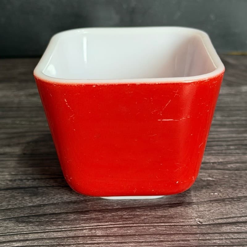 Vintage Pyrex 501 Primary Red Refrigerator Dish 1.5 Cup - Thumbnail 4