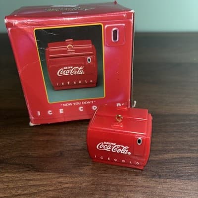 Vtg 1993 Enesco "Now You See It" Cool Yule Coca Cola Coke Pop Up Ornament - Thumbnail 2