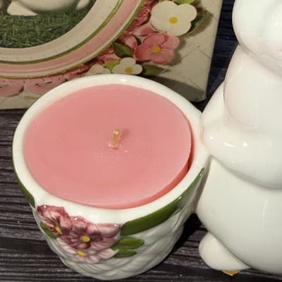 Rabbit Candle Holder Avon 1980 Bunny W Basket And Flowers VTG Easter Spring - Thumbnail 3