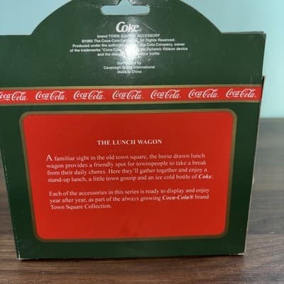 VINTAGE COCA-COLA FIGURINE "THE LUNCH BOX" TOWN SQUARE COLLECTION #64335 # - Thumbnail 5