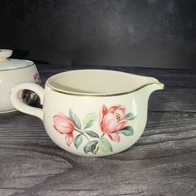 HOMER LAUGHLIN USA RHYTHM PINK MAGNOLIA Creamer & Sugar Bowl with Lid - Thumbnail 14
