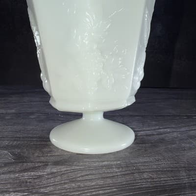 VTG NAPCO Milk Glass Grapes and Cherries Pedestal Heavy Bowl Planter Vase #1186 - Thumbnail 6