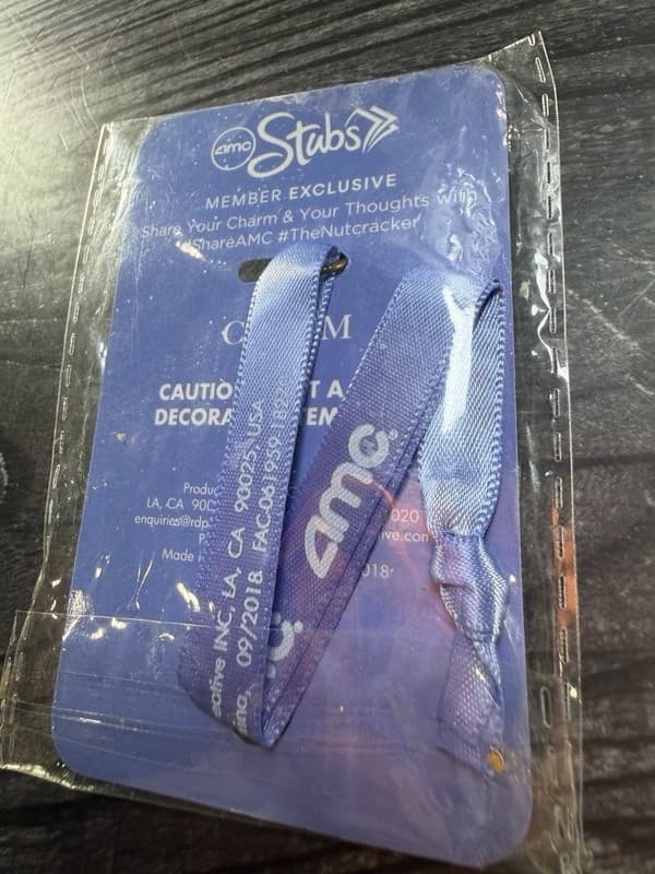AMC Stubs Exclusive Disney The Nutcracker and the Four Realms Key Charm & Ribbon - Thumbnail 3