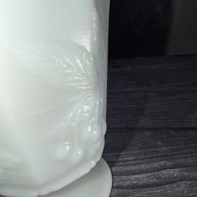 VTG NAPCO Milk Glass Grapes and Cherries Pedestal Heavy Bowl Planter Vase #1186 - Thumbnail 7