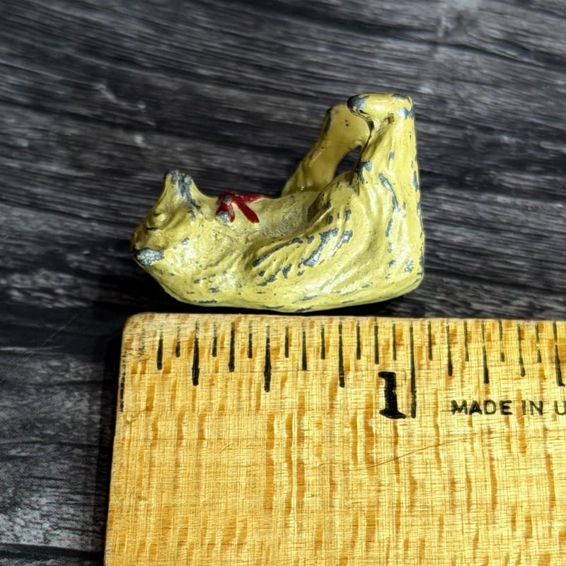 Vintage Miniature Lead Teddy Bear Figurine, Sitting Yellow Bear with Red Bow, 1" - Thumbnail 7