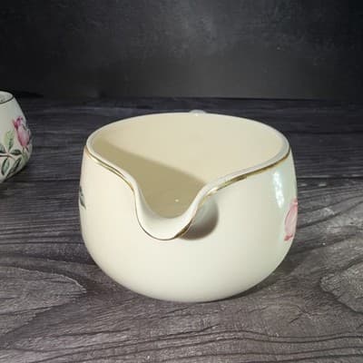 HOMER LAUGHLIN USA RHYTHM PINK MAGNOLIA Creamer & Sugar Bowl with Lid - Thumbnail 15