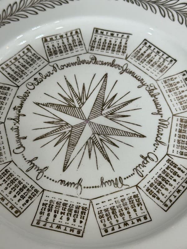Vintage 1950 Calendar Collector Plate with Compass Gold Trim, 10 Inch - Thumbnail 3