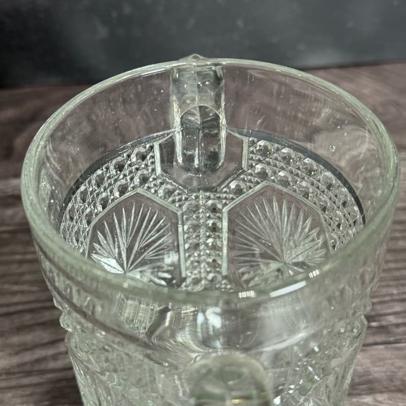 Vintage Imperial Glass Amelia Star Medallion Double Handled Celery Vase Spooner - Thumbnail 10