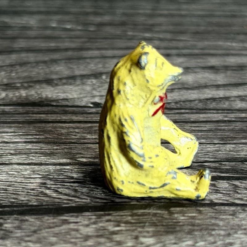 Vintage Miniature Lead Teddy Bear Figurine, Sitting Yellow Bear with Red Bow, 1" - Thumbnail 5