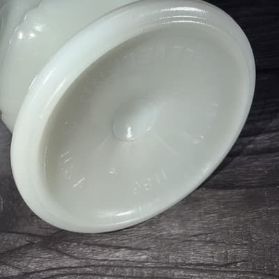 VTG NAPCO Milk Glass Grapes and Cherries Pedestal Heavy Bowl Planter Vase #1186 - Thumbnail 8