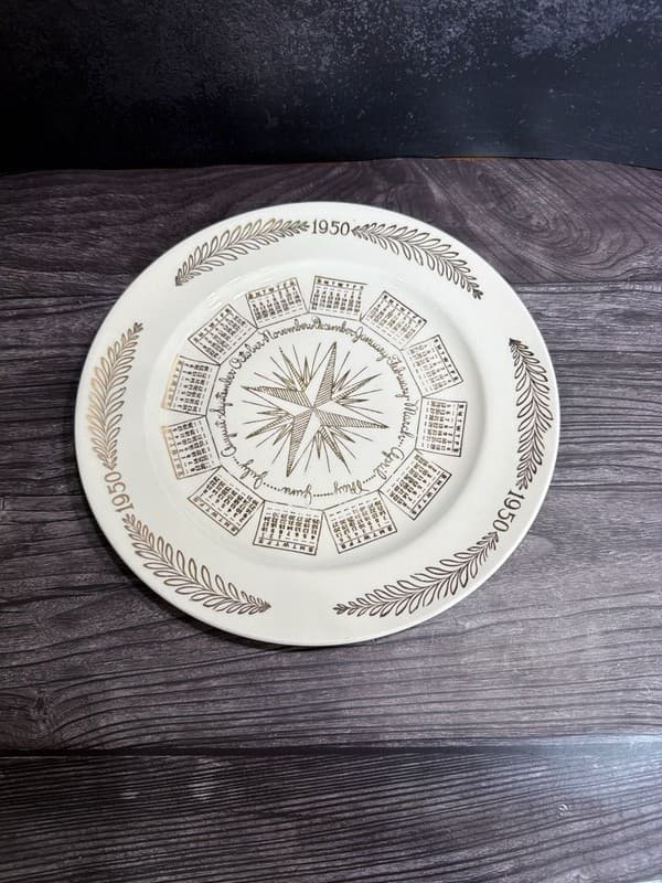 Vintage 1950 Calendar Collector Plate with Compass Gold Trim, 10 Inch - Thumbnail 2