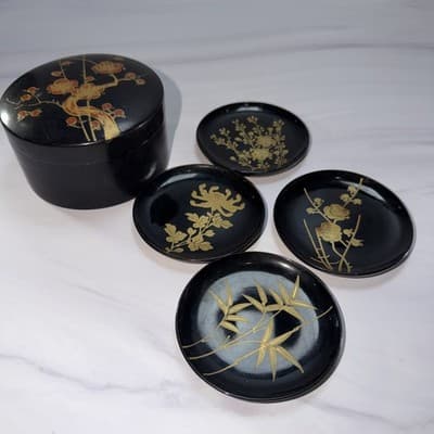 Japanese Black Lacquer Vintage Coasters w/Gold Flowers Leaf Limbs Design