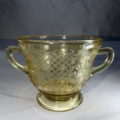 Federal Glass NORMANDIE Bouquet/Lattice Yellow Open Sugar Bowl Depression