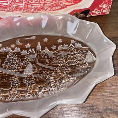 VTG Mikasa Crystal Christmas Silent Night 11.5" TrayServing Platter Santa Scenes - Thumbnail 4