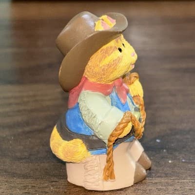 COWBOY CAMERON 3-Piece Set Hallmark Merry Miniatures Western Cats In Hats Roping - Thumbnail 11