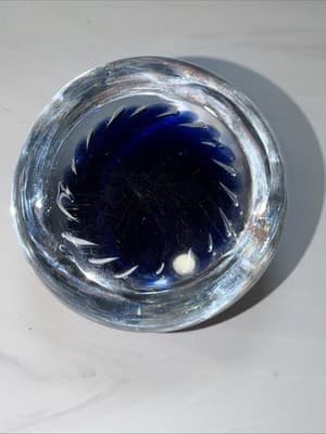 VTG Controlled Bubble Cobalt Blue Center Glass Paperweight Heavy - Thumbnail 11
