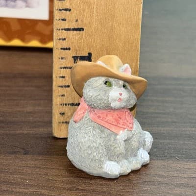 COWBOY CAMERON 3-Piece Set Hallmark Merry Miniatures Western Cats In Hats Roping - Thumbnail 16