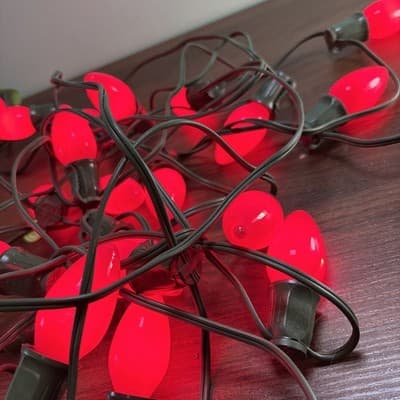 3 Vintage String Of Red Christmas C-9 Bulbs /Green Cord / 7 bulbs per 7’ stri - Thumbnail 2