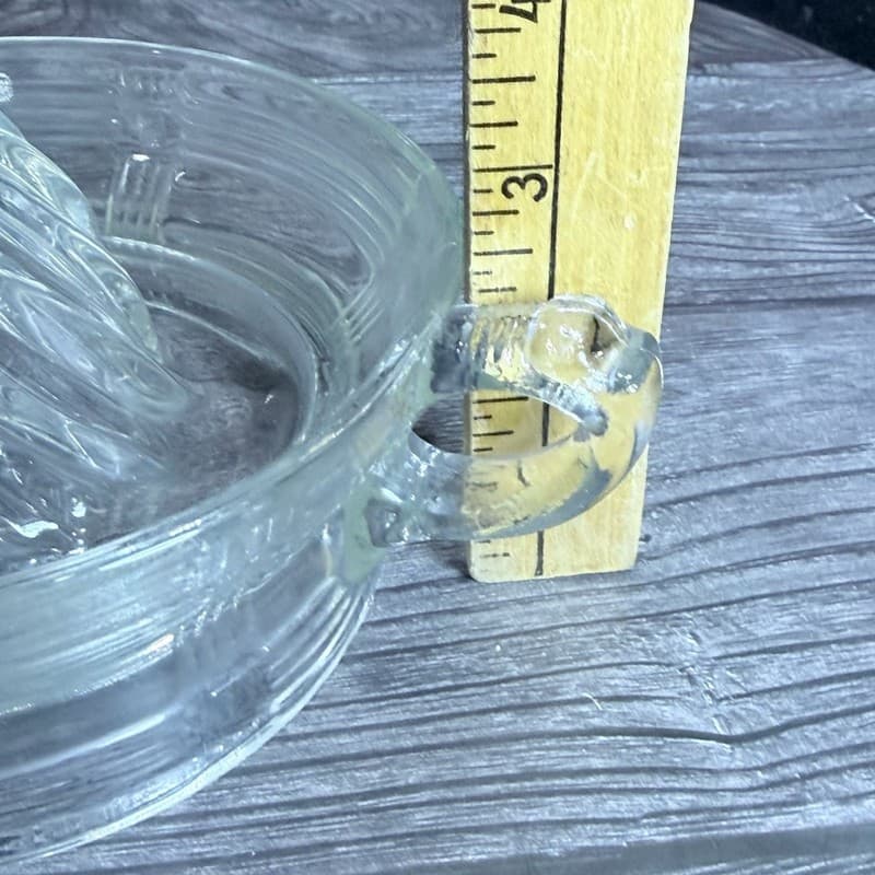 Vintage Hazel Atlas Criss-Cross Pattern Clear Glass Citrus Juicer Reamer - Thumbnail 12