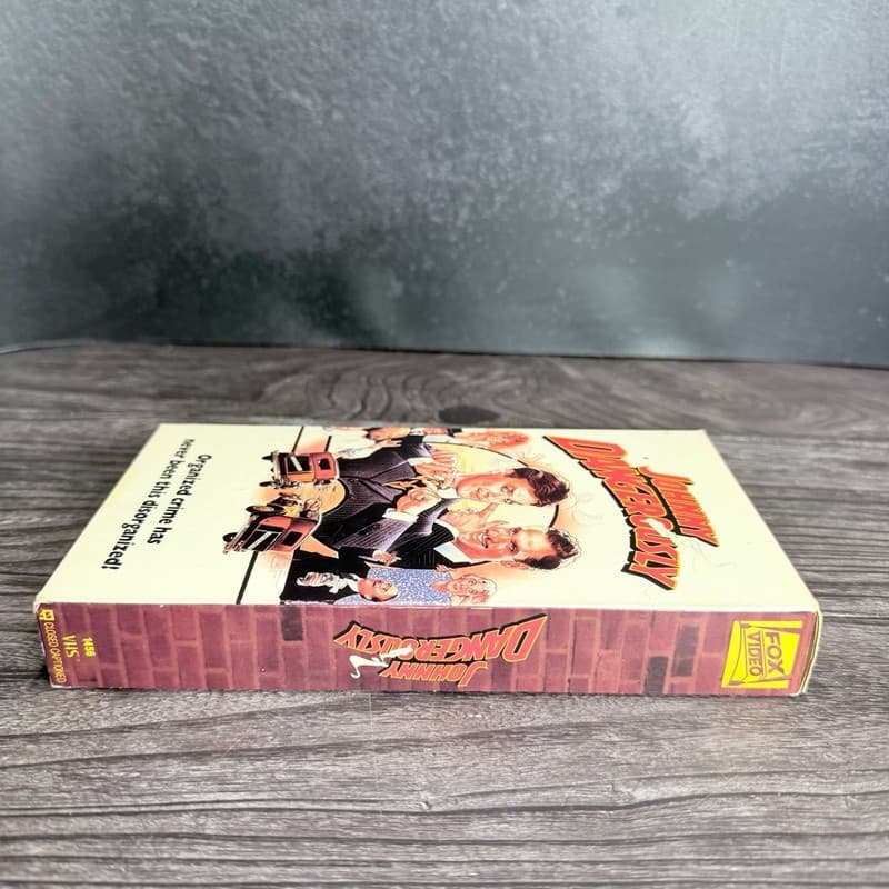Johnny Dangerously VHS 1984 Michael Keaton Comedy Tape - Thumbnail 3
